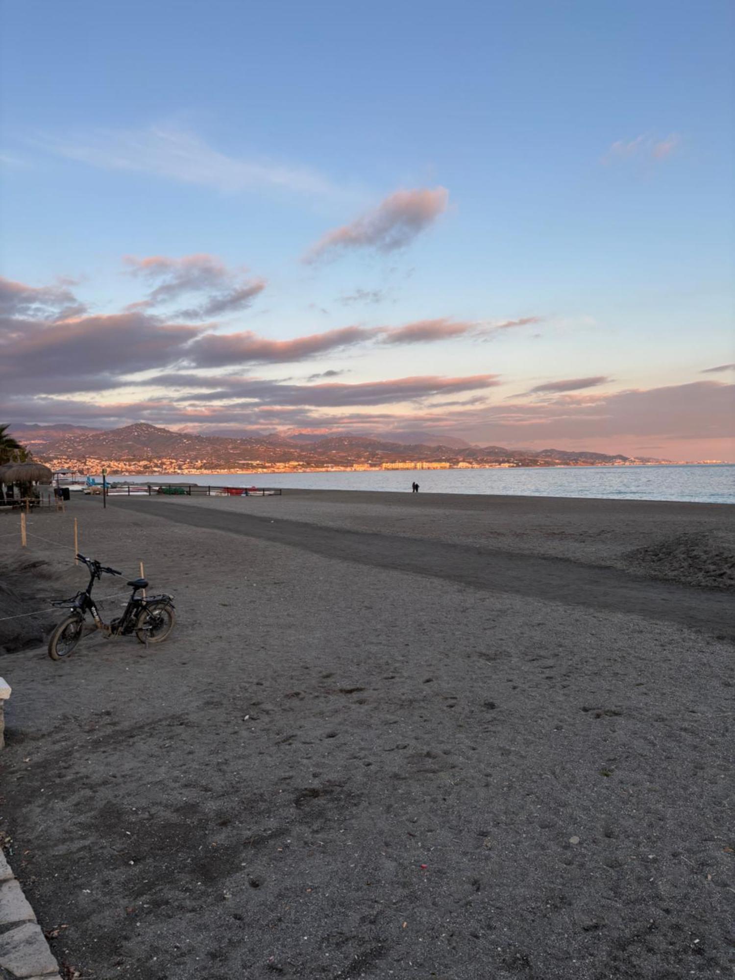 Estudio En Torre Del Mar A 3 Minutos Andando De La Playa Dış mekan fotoğraf